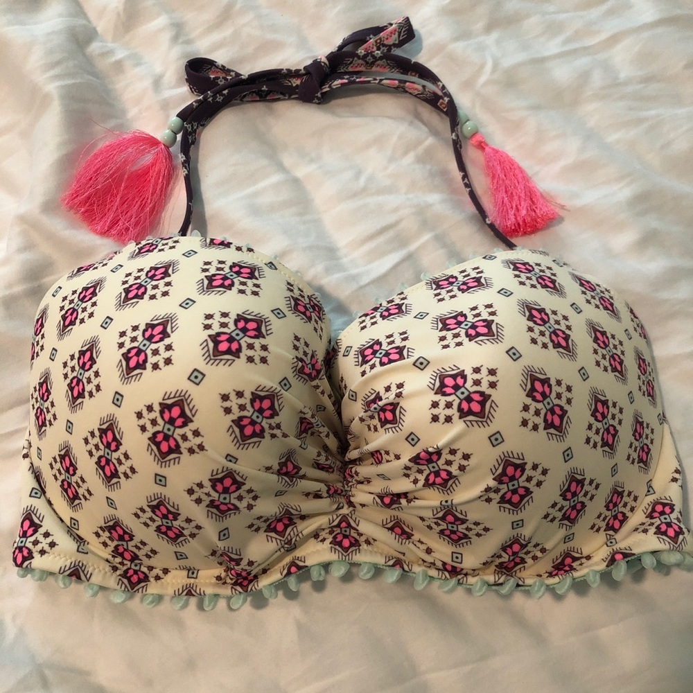 Victoria’s Secret Bikini Top